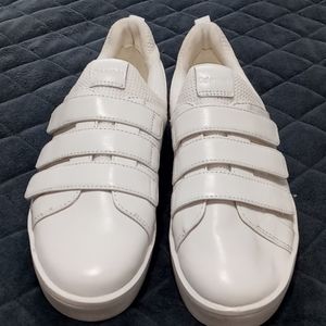 Calvin Klein irah sneakers 5.5